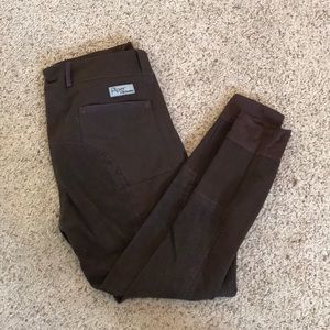 34R Piper Breeches excellent condition.